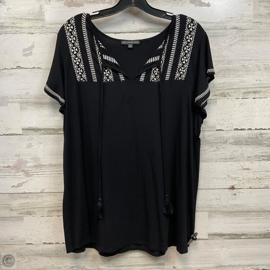 Top Short Sleeve By Adrianna Papell In Black, Size: 2x