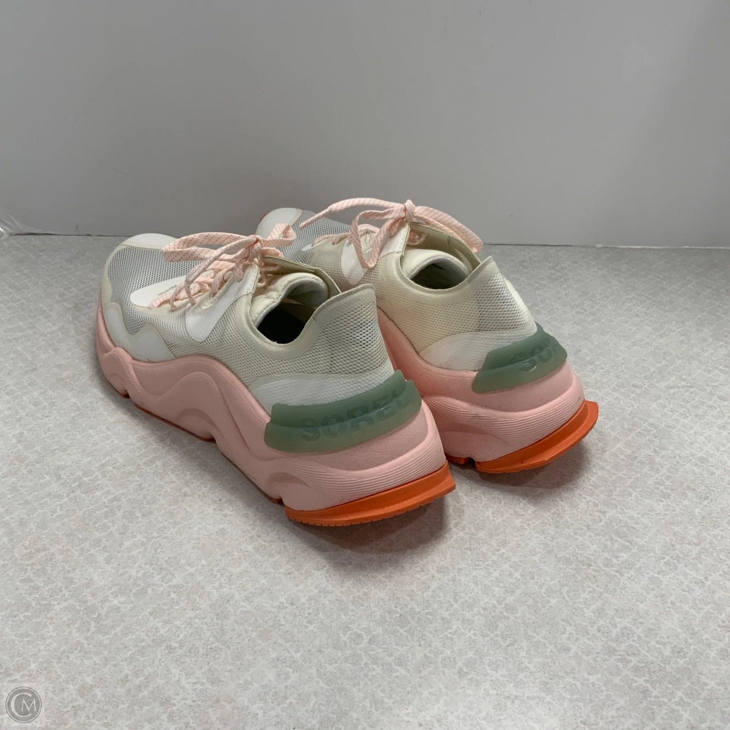 Shoes Sneakers By Sorel In White, Size: 8.5