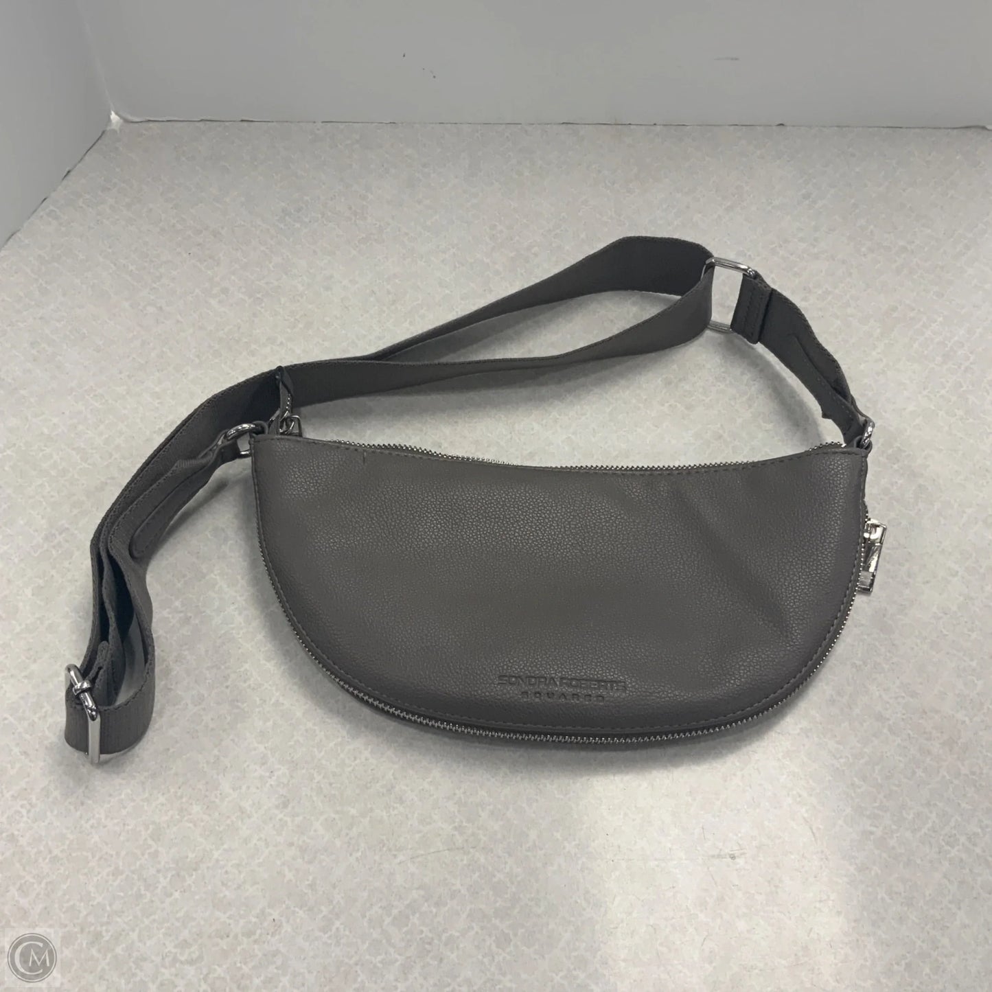 Crossbody Designer By Sondra Roberts, Size: Medium