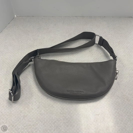 Crossbody Designer By Sondra Roberts, Size: Medium
