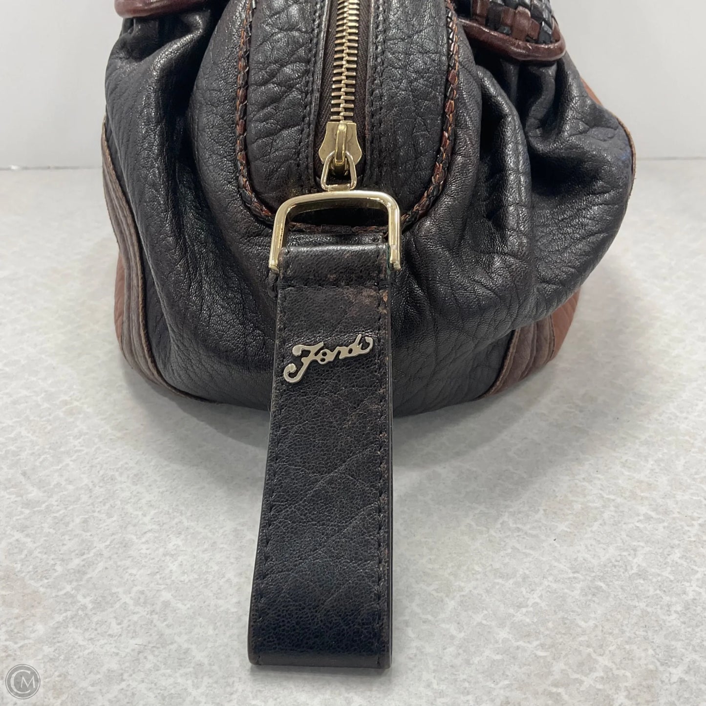 Handbag Luxury Designer By Fendi, Size: Medium