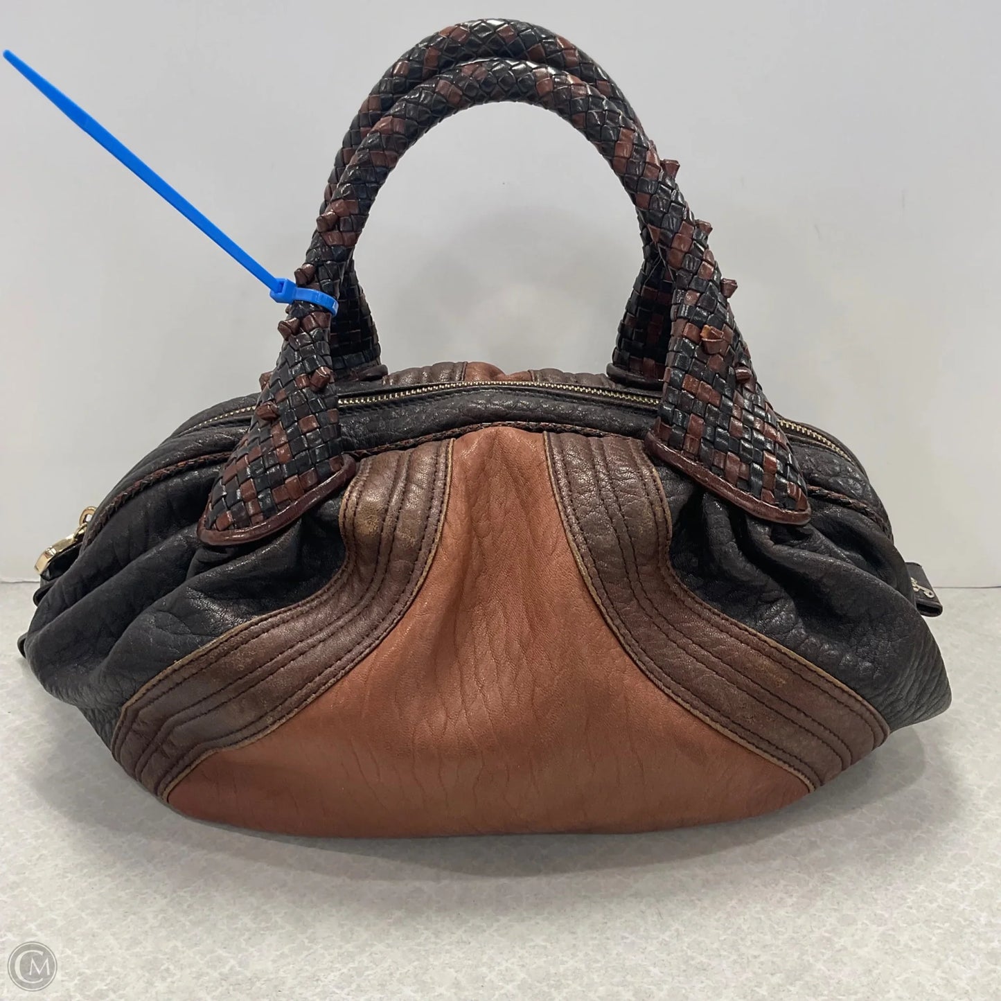 Handbag Luxury Designer By Fendi, Size: Medium