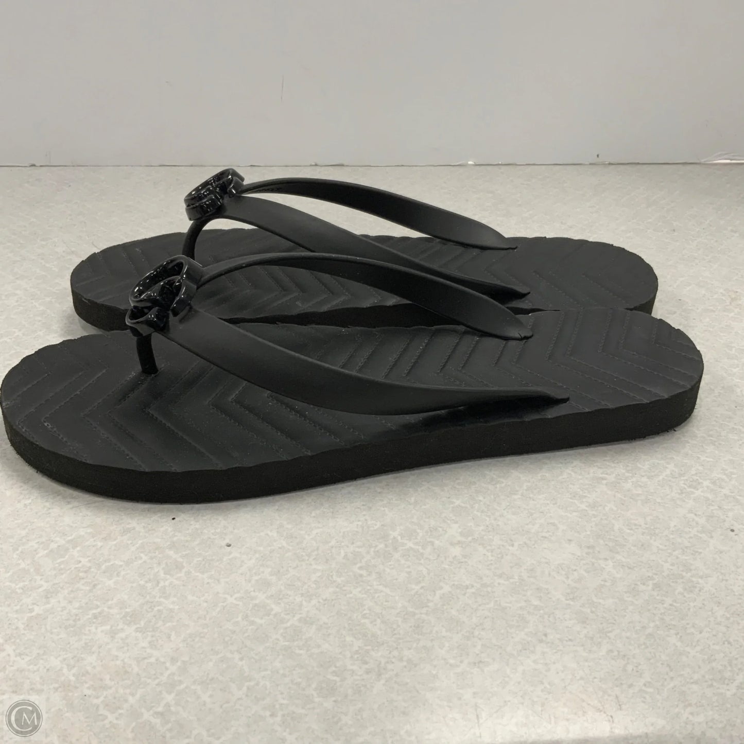 Sandals Luxury Designer By Gucci In Black, Size: 11