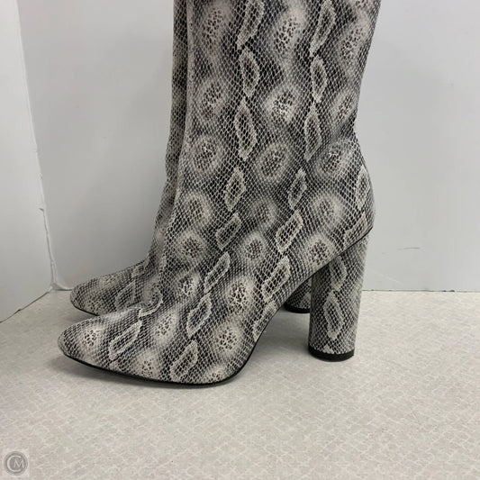 Boots Ankle Heels By Fashion Nova In Snakeskin Print, Size: 11