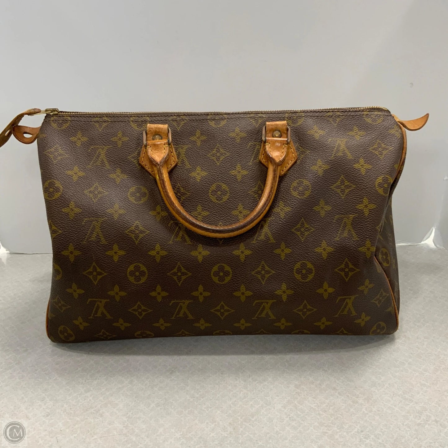 Handbag Luxury Designer By Louis Vuitton, Size: Medium