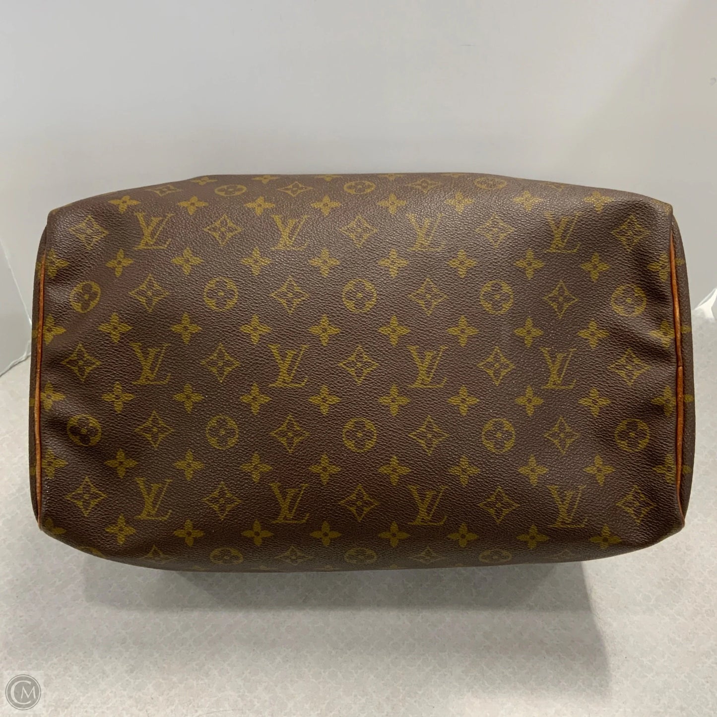 Handbag Luxury Designer By Louis Vuitton, Size: Medium