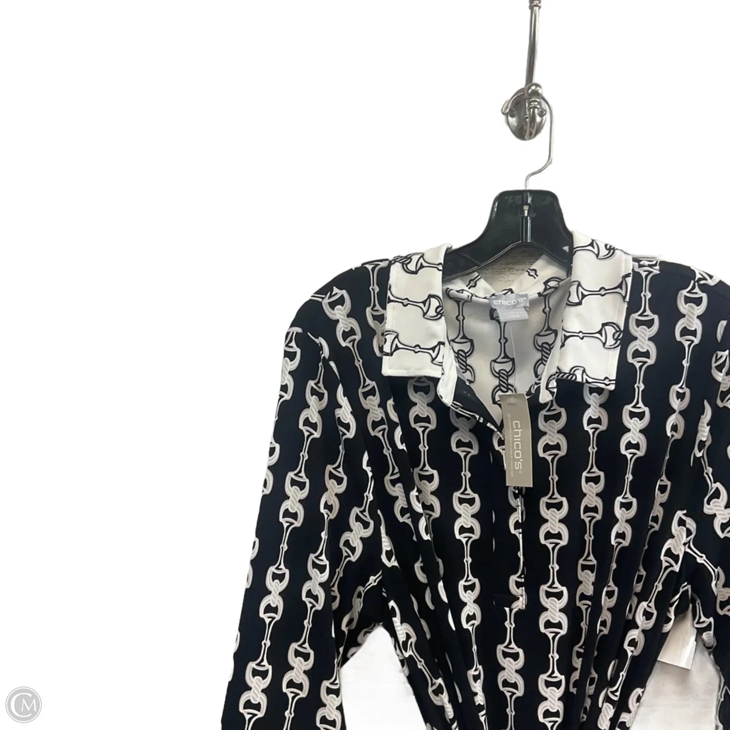 Dress Casual Short By Chicos In Black & White, Size: L