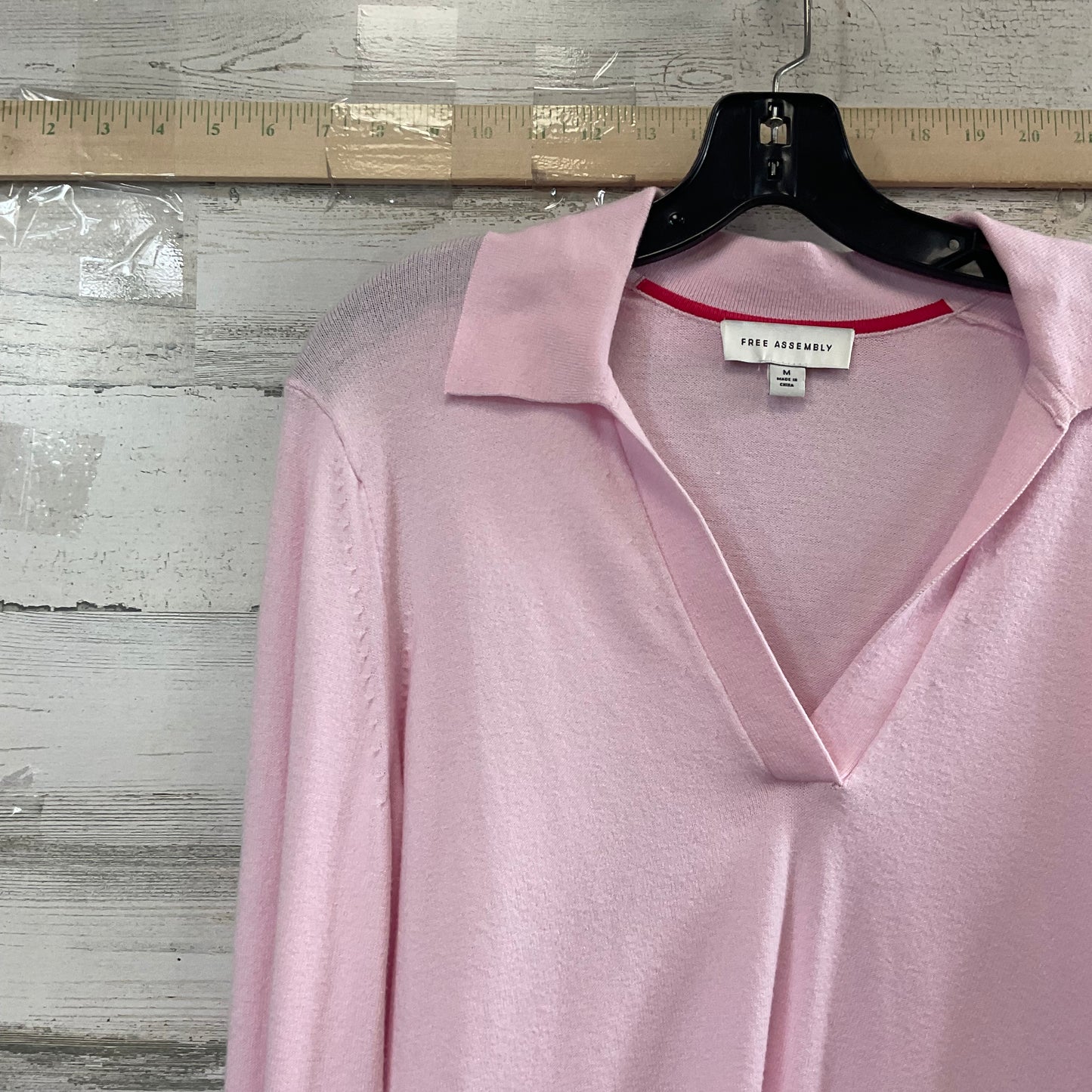 Top Long Sleeve By Free Assembly In Pink, Size: M