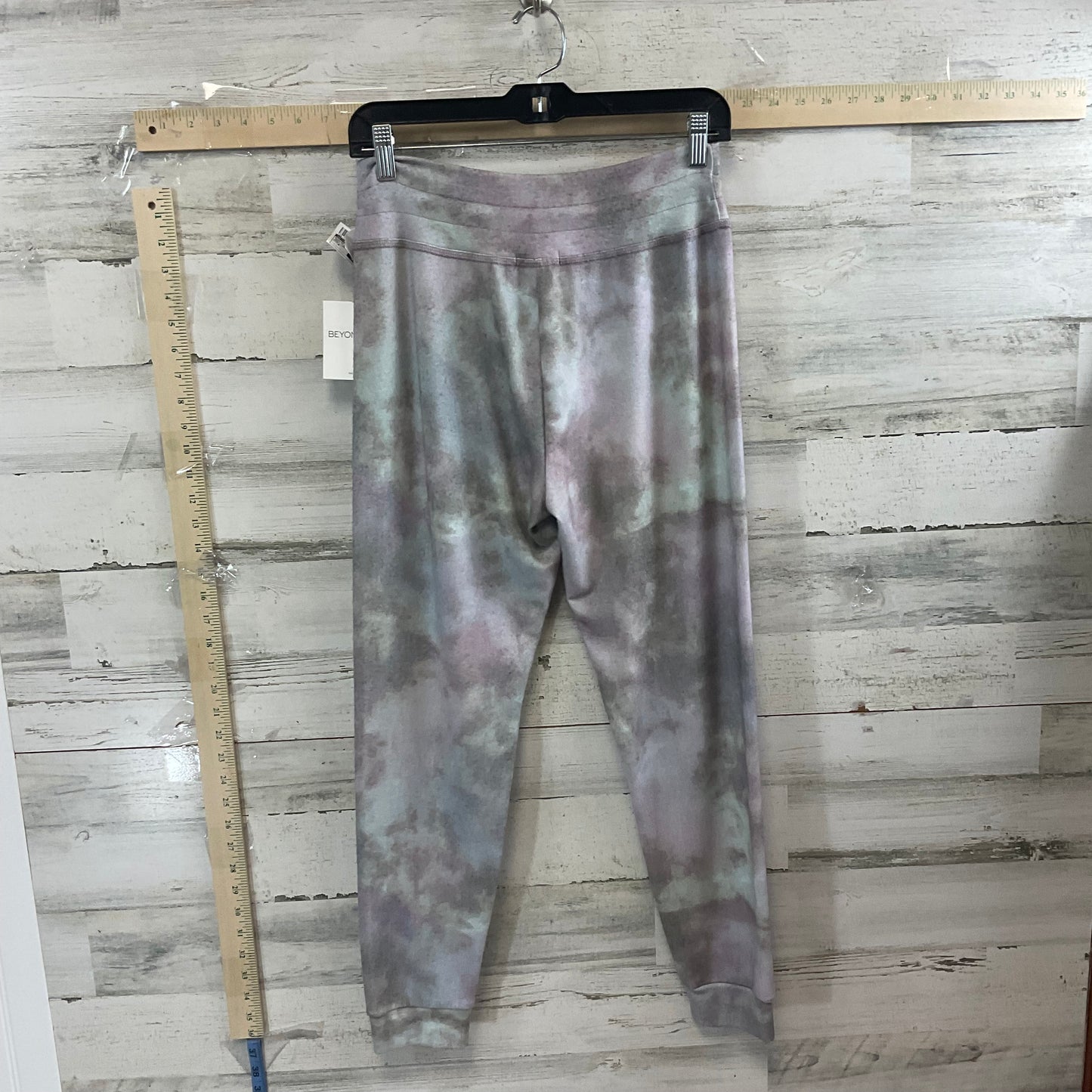 Grey & Purple Athletic Pants Beyond Yoga, Size S