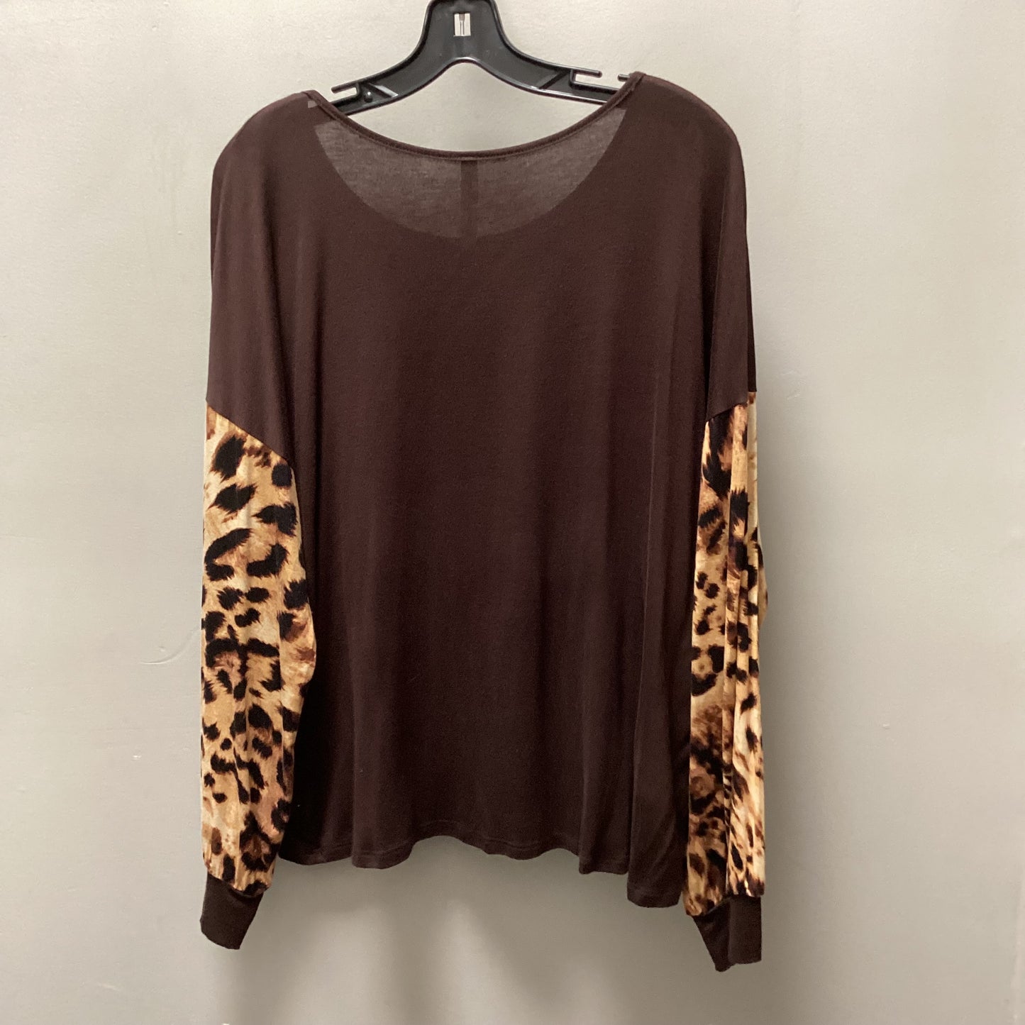 Top Long Sleeve Basic By Simply Irresistible In Brown, Size: Xl