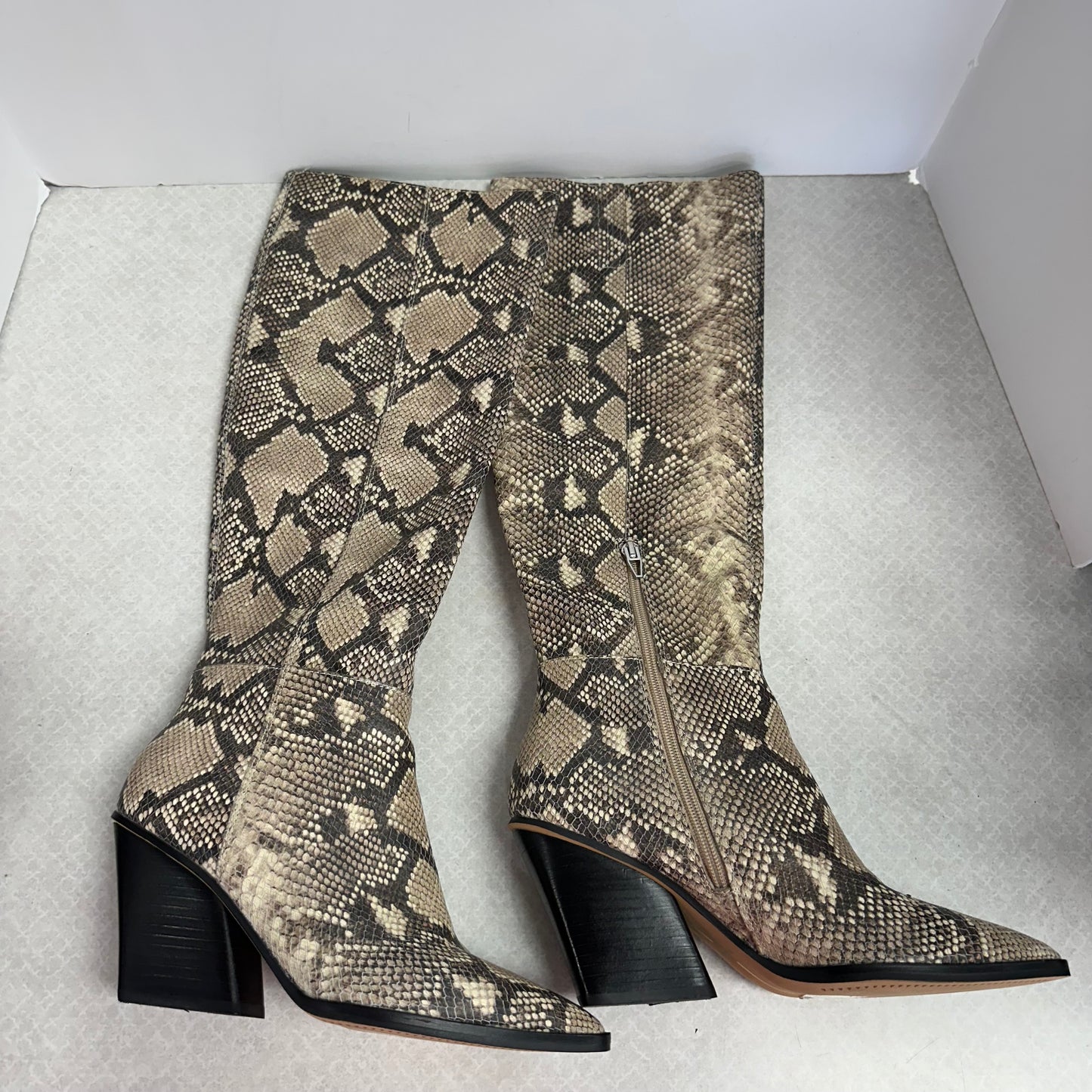 Boots Knee Heels By Dolce Vita In Snakeskin Print, Size: 8.5