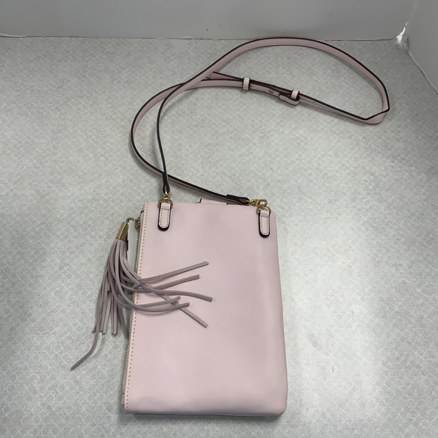 Crossbody By Inc  Size: Small