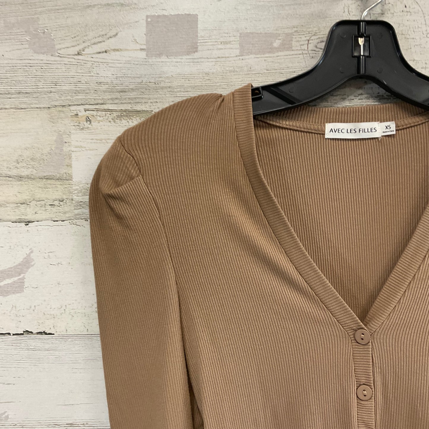 Top Long Sleeve By Avec Les Filles In Brown, Size: Xs