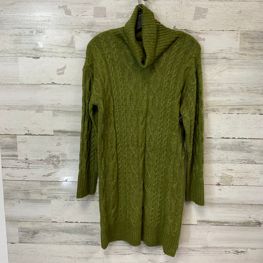 Dress Sweater By 525 In Green, Size: Xs