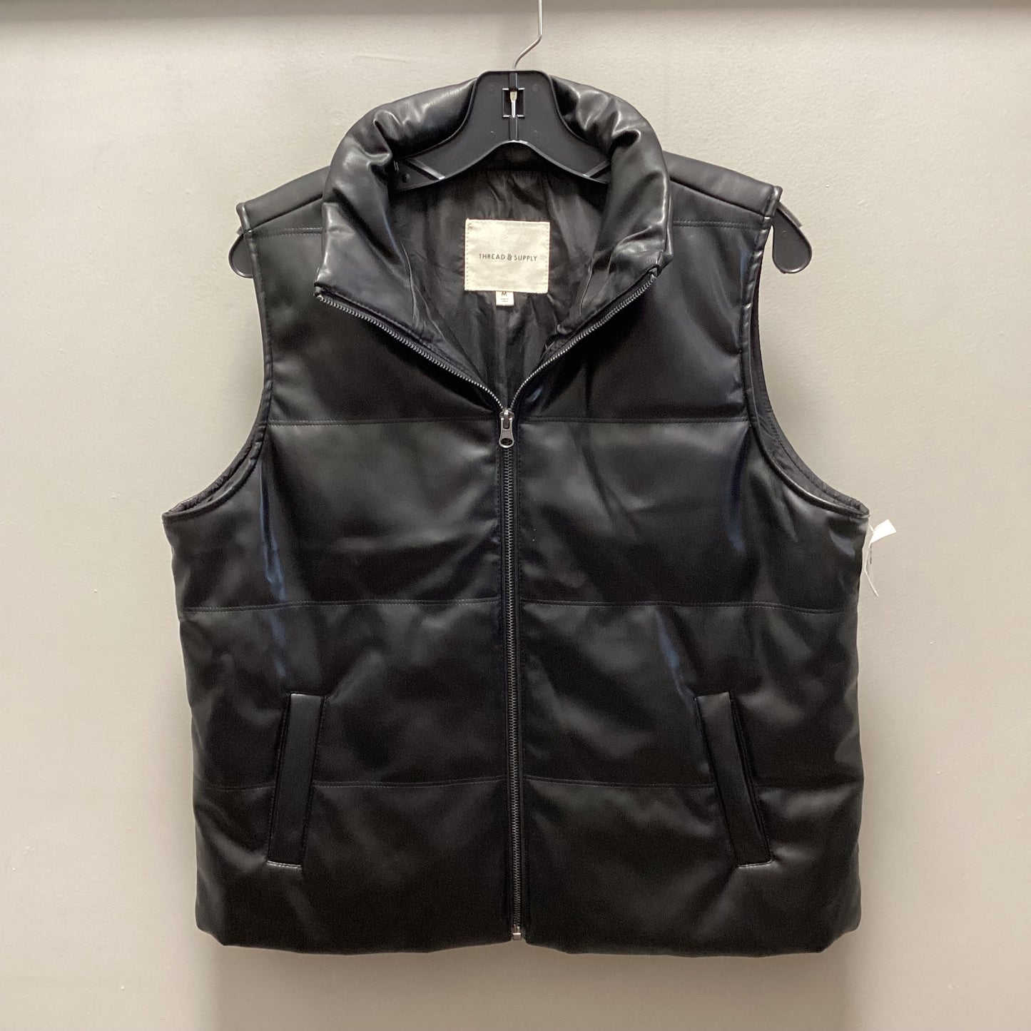 Vest Puffer & Quilted By Thread And Supply In Black, Size: M