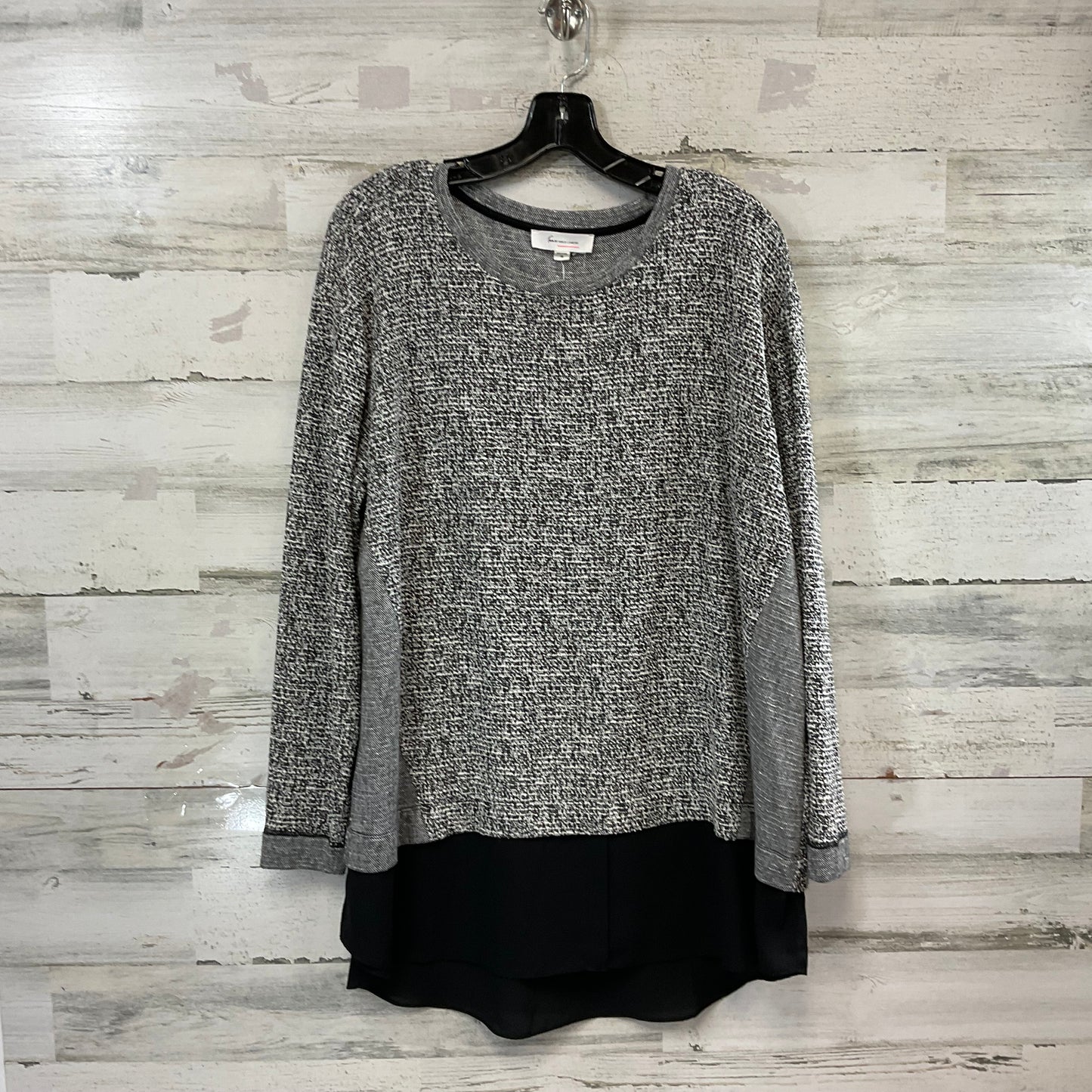 Top Long Sleeve By Two By Vince Camuto In Black, Size: 1x