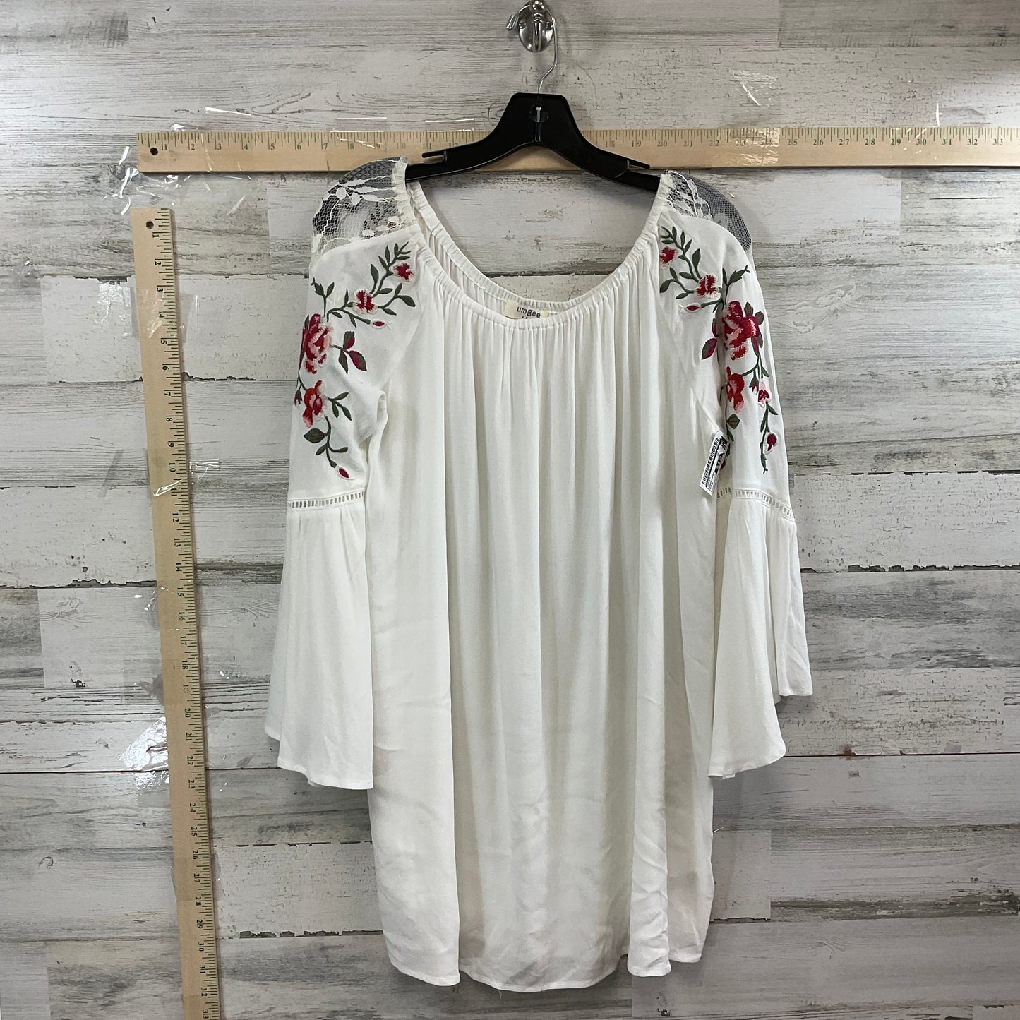 White Top Long Sleeve Umgee, Size M