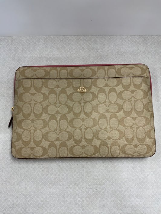 Laptop Sleeve Designer By Coach In Tan, Size:Medium