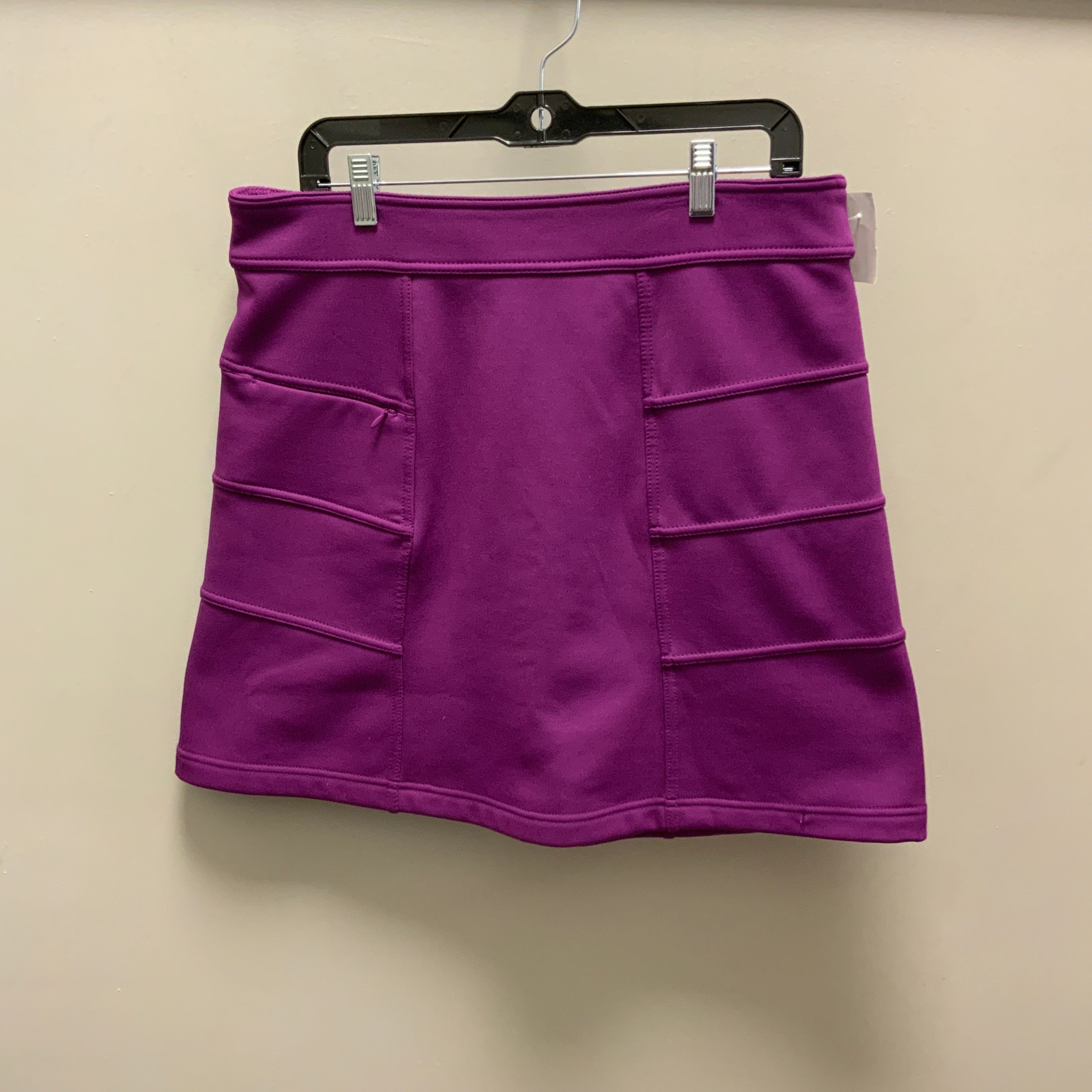Athletic Skirt Skort By Athleta Size: L – Clothes Mentor Overland Park ...