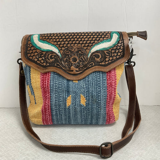 Handbag By  Myra  Size: Medium