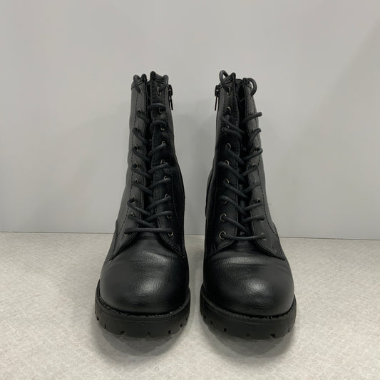 Boots Combat By Zigi Soho  Size: 8.5