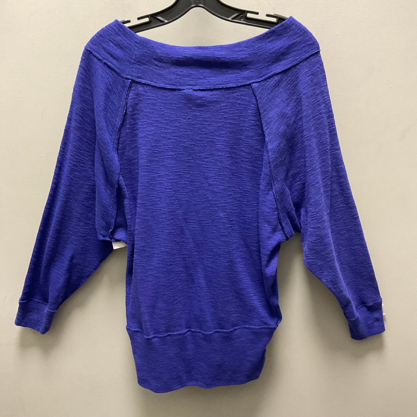 Top Long Sleeve By Free People  Size: Xs