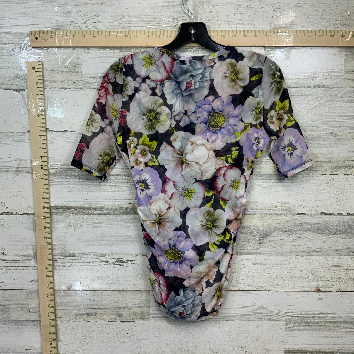 Top Short Sleeve By White House Black Market  Size: Xxs